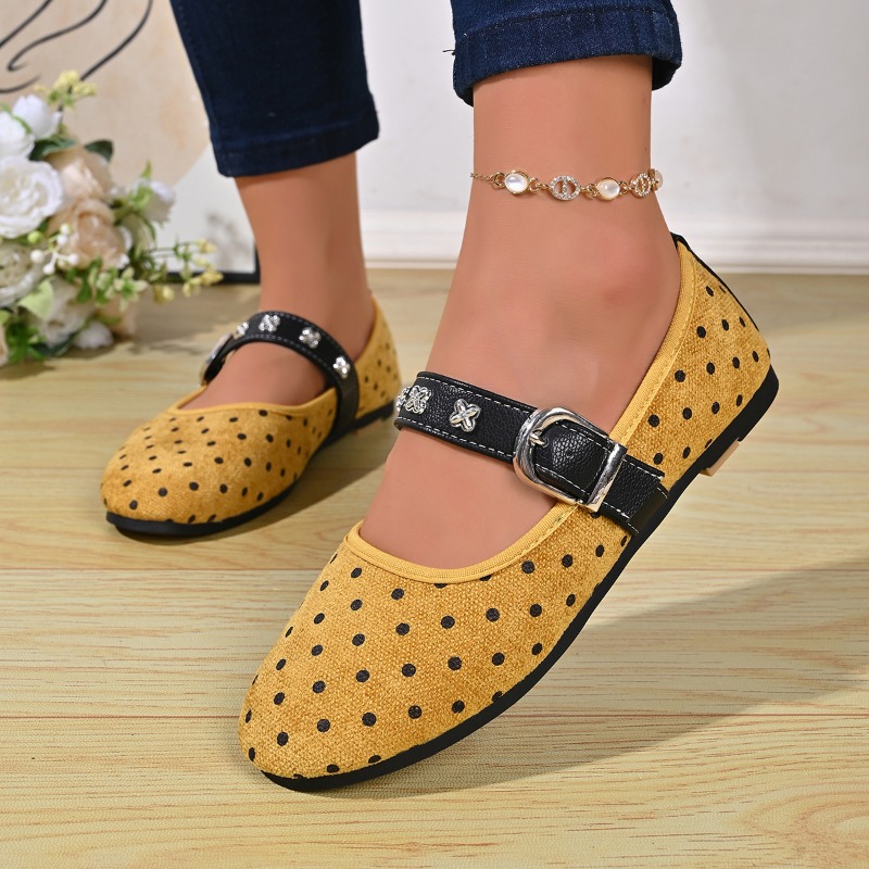 Running Shoes - Sepatu Mary Jane untuk Wanita, Sepatu