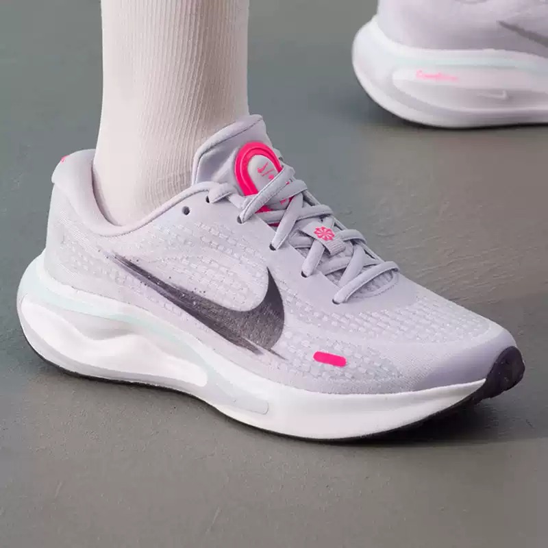 Lightweight Road Running Shoes - Sepatu Wanita Nike Original Ringan Bernapas