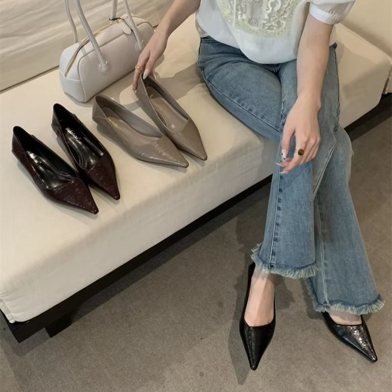 Sepatu Dasar Wanita Musim Pana - Sandals ulasan dan harga