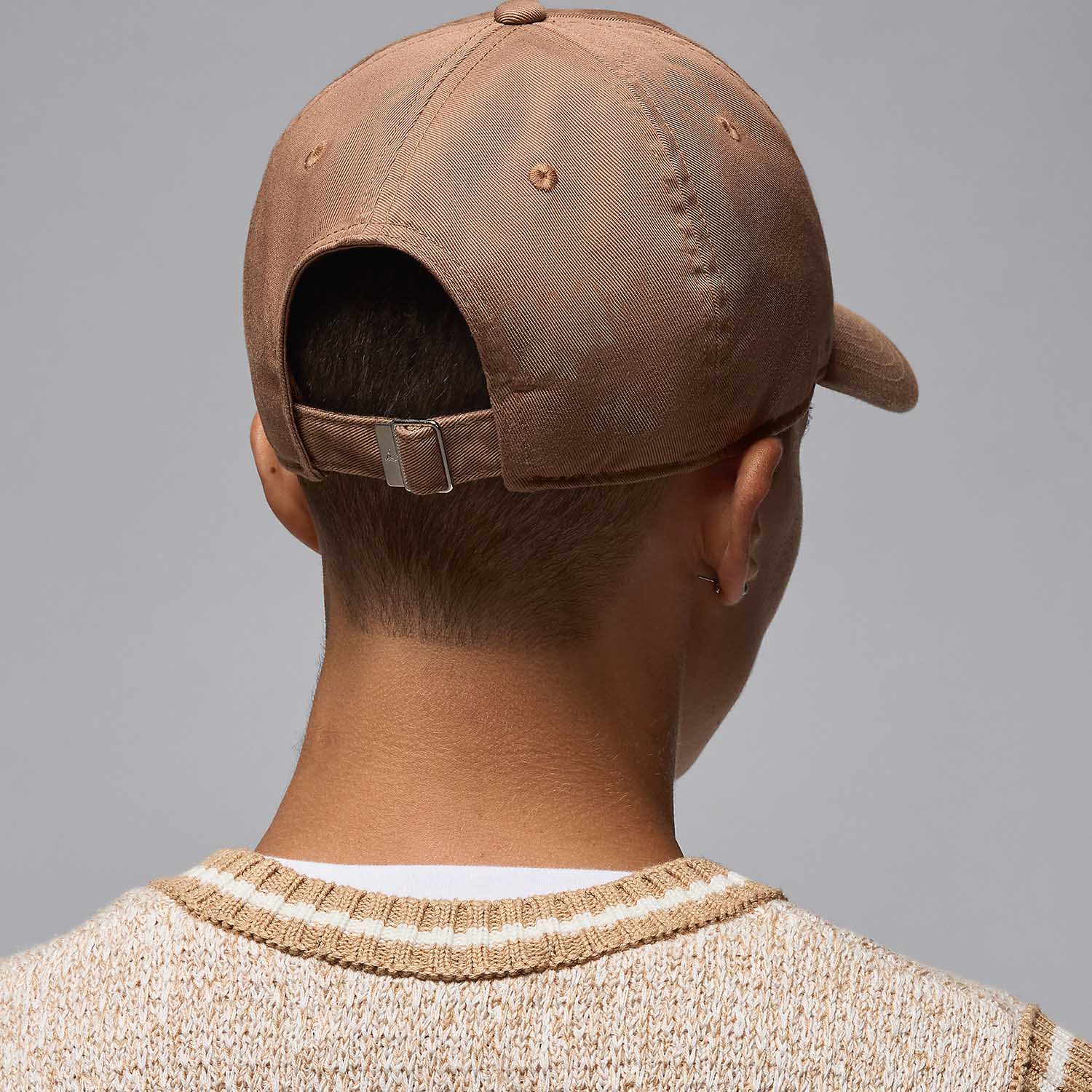 Topi baseball retro kasual out - Sneakers ulasan dan harga