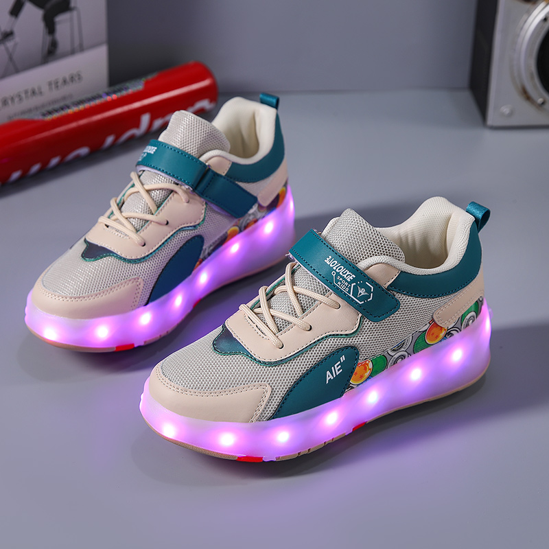 Sepatu Roda Anak dengan 4 Roda - Running Shoes ulasan dan harga